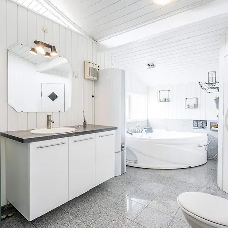 6 Person In Henne Ferienhaus