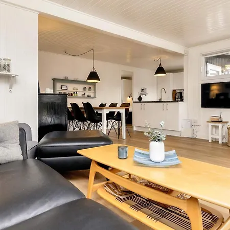 6 Person In Henne Ferienhaus Henne Strand