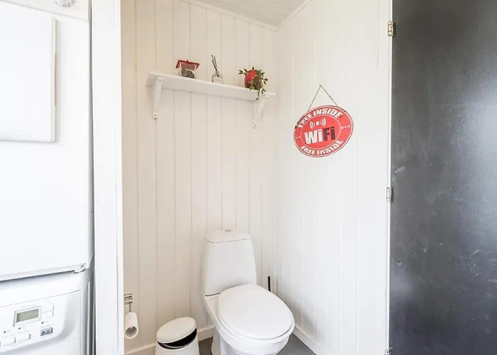 度假居 6 Person In Henne 亨讷斯特兰德